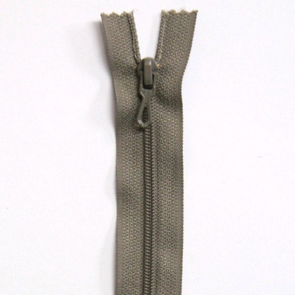 Fermeture Eclair nylon non séparable 35 cm  Z 51 Grège